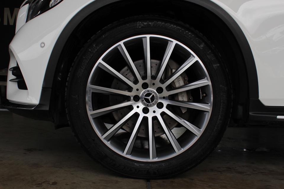 รหัสรถ BM3311 Benz GLC250d AMG ปี 2018 11