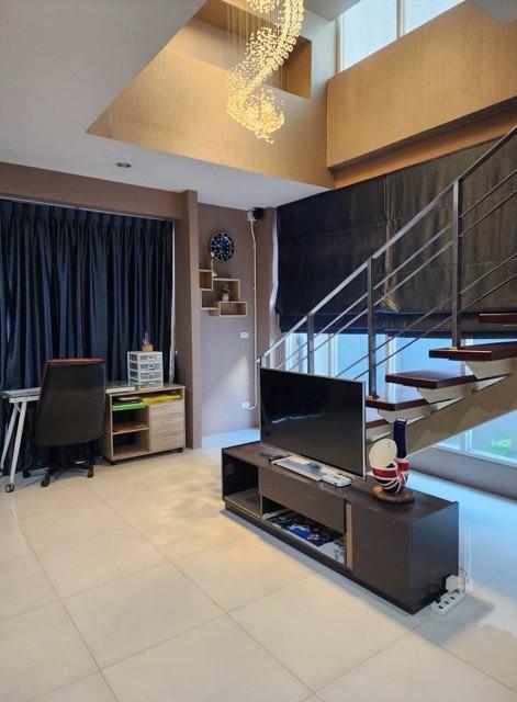 ให้เช่าบ้านเดี่ยว 3 ชั้น พร้อมเฟอร์เข้าอยู่ ย่านรามอินทรา ใกล้ MRT คู้บอน ใกล้ Fashion Island เหมาะอยู่อาศัยหรือโฮมออฟฟิศ เดินทางสะดวก 2