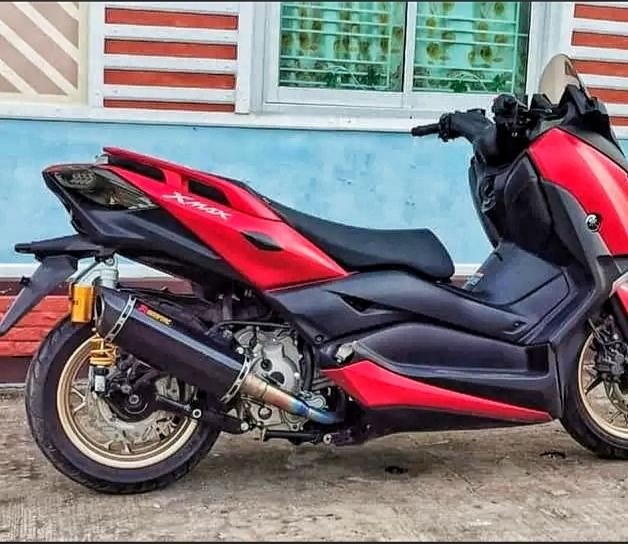 Yamaha Xmax 300 3