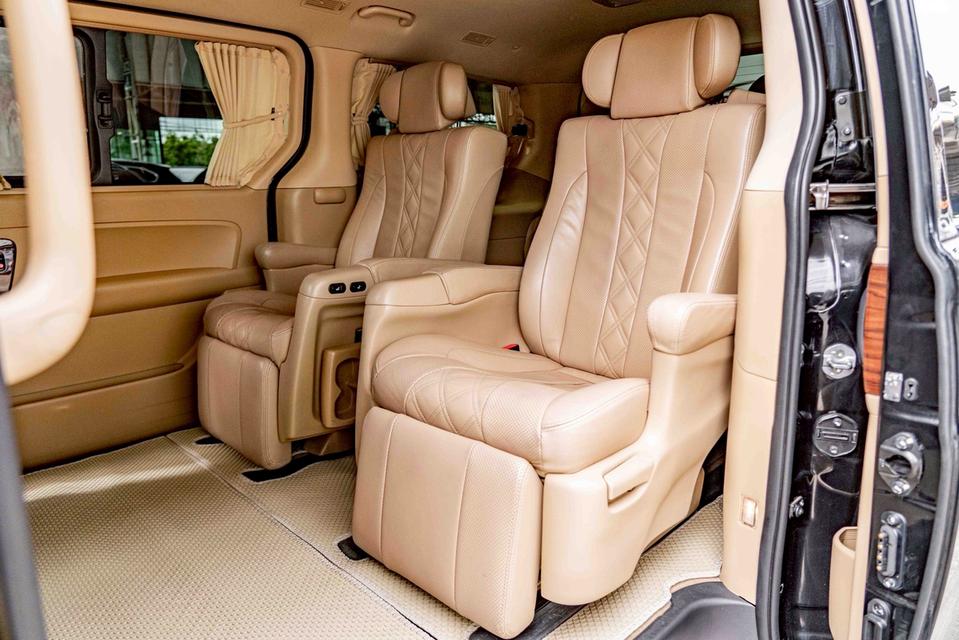 รหัสรถ NP3447 รุ่นรถ : HYUNDAI GRAND STAREX 2.5 PREMIUMปีรถ : 2017 15