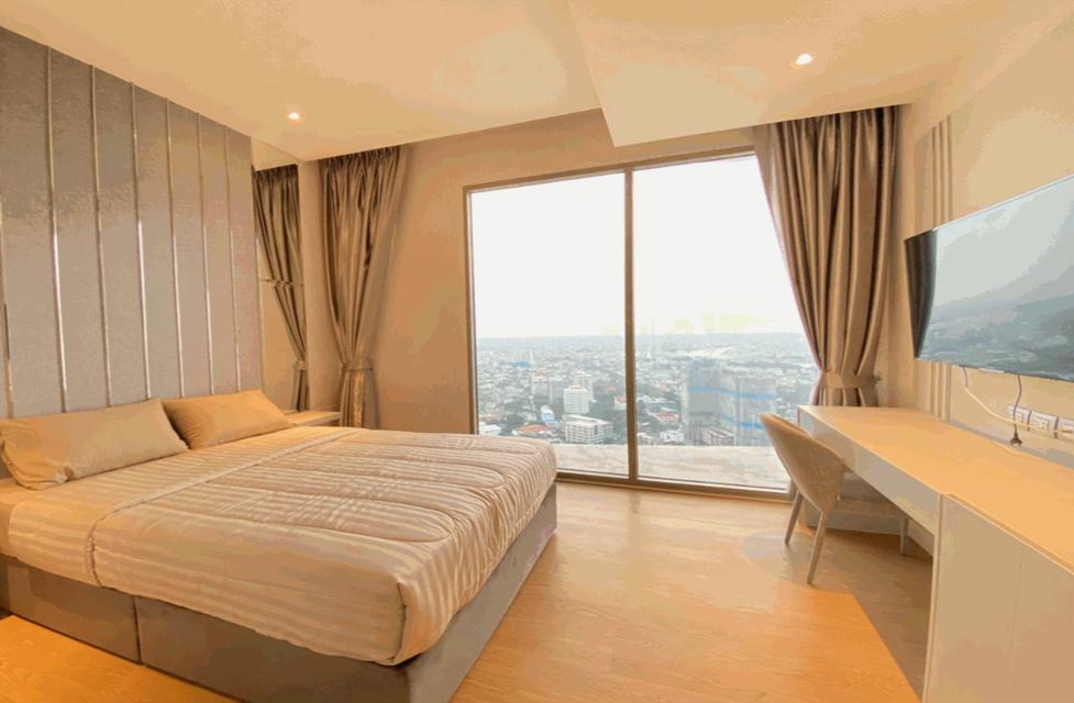 Magnolias Waterfront Residences - Luxurious condominium for rent in Bangkok near iconsiam department store 5