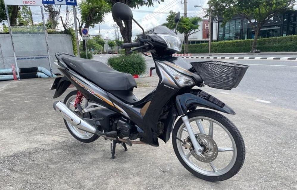 Honda Wave 125i สีดำ 1