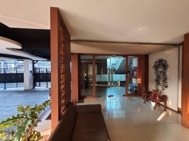 ให้เช่าอาคาร 5 ชั้น Location เอกมัย ทองหล่อ พื้นที่ 2200 ตรม.Building for rent Ekkamai12 พร้อมลิฟท์โดยสาร ใกล้ BTS เอกมัย