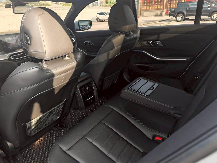 Bmw 320d M​ sport​ LCI 2023 รถสภาพใหม่ป้ายแดง แต่คุ้มราคากว่ากันเยอะ 14