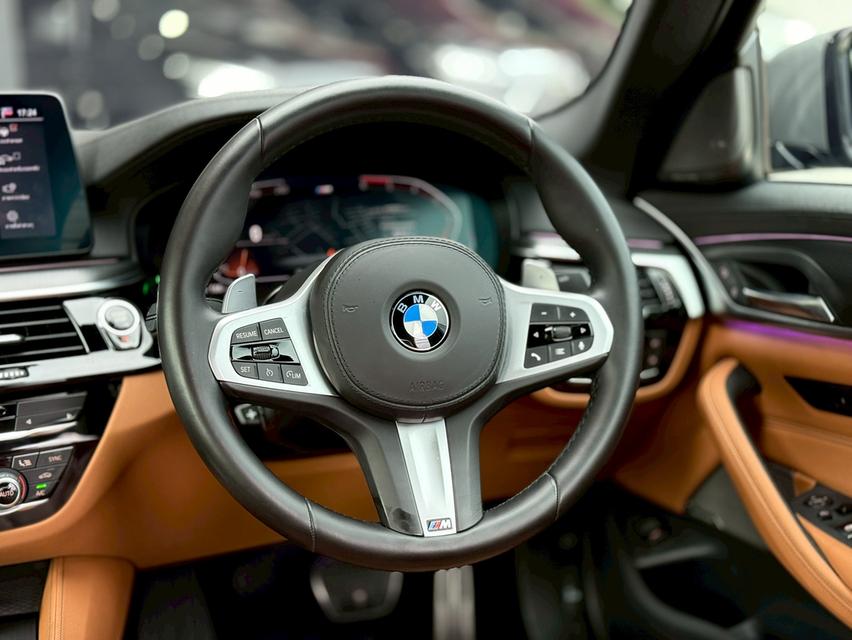 BMW SERIES 5 520d M SPORT 2021  9