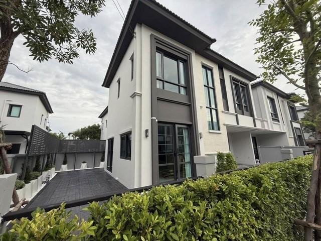 ให้เช่า บ้านเดี่ยว2ชั้น Grande Pleno หมู่บ้านแกรนด์พลีโน่ สุขุมวิท บางนา ติดเมกาบางนา บ้านสวยพร้อมเข้าอยู่ บ้านใหม่ตกแต่งสไตล์ Modern Classic Luxury ท 11