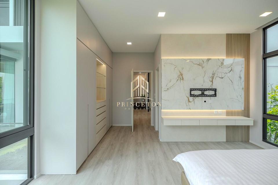 Luxury House For Sale or Rent Vive Krungthep Kreetha 8