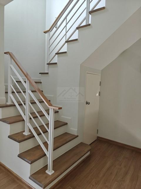 ให้เช่า ขาย ทาวน์โฮม 3 ชั้น บ้านกลางเมือง ลาดพร้าว 71 นาคนิวาส 34 Banklangmueng Ladprao 8