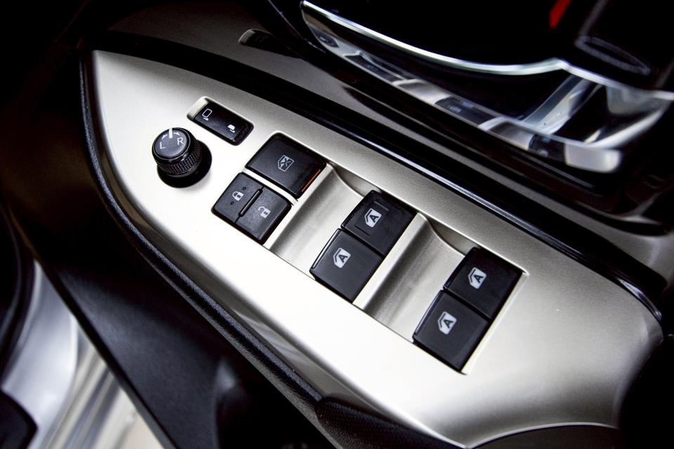 ✨ TOYOTA INNOVA 2.8 CRYSTA AT ปี 2021 ตัวท็อป Crysta รูปที่ 7