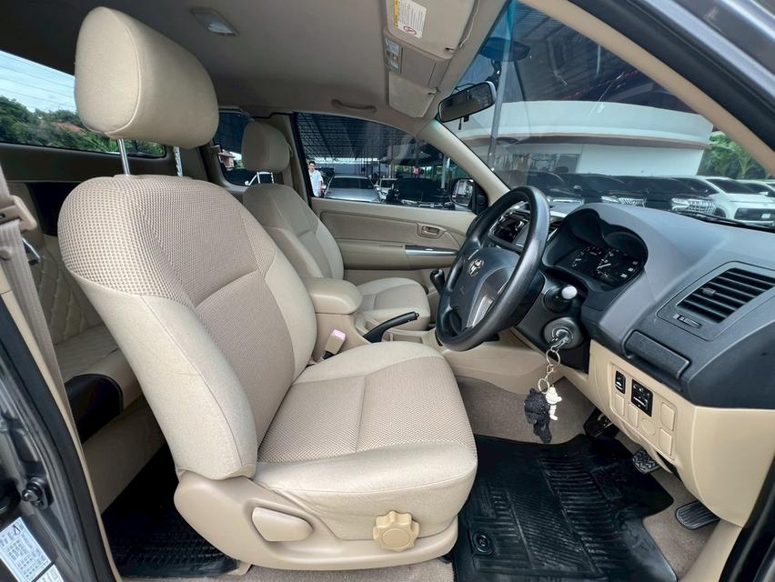 ปี 2014 TOYOTA HILUX VIGO, 2.5 E รถบ้านเจ้าของเดียว 13