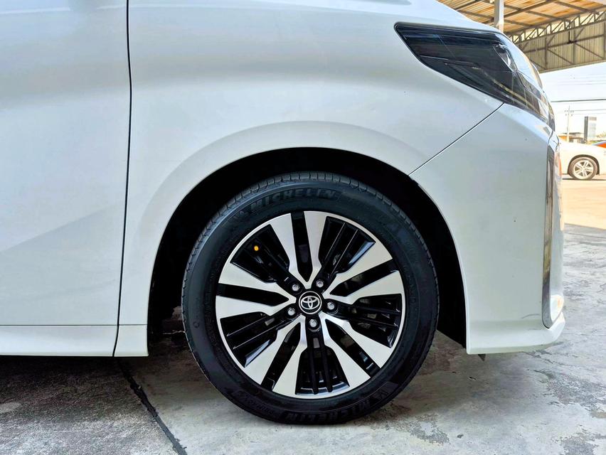 Toyota Alphard 2.5SC ปี22 17