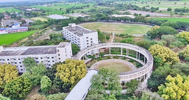 ให้เช่าที่ดินริมคลองขนาดใหญ่ 5 ไร่ ลำโพ บ่อเงิน ลาดหลุมแก้ว วัดบ่อเงิน 1.1 กม. ทำเลสงบ เป็นธรรมชาติ หน้าติดถนน หลังติดคล 7