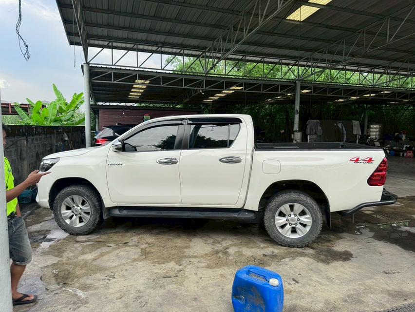 TOYOTA   REVO Pickup 4dr DCab Prerunner E Man 6sp RWD 2.4DCT 2WD Y18 5