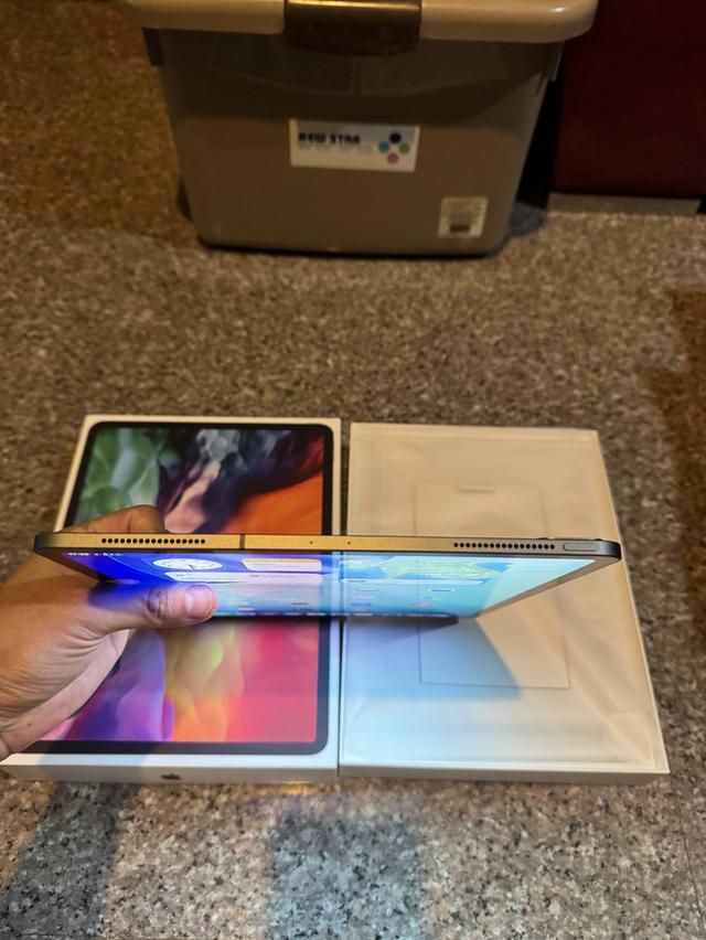 ขายๆๆๆถูกๆๆiPadPro12.9สีSpace Gray 256กิ๊กWifi Celluer ใส่ซิมได้ยกกล่องอีมี่ตรงคับใช้งานดีทุกๆฟังชั่นสูนTrueทุกๆฟังชั่นรีสโตได้ตลอดไม่มีติดไอคราว Mode