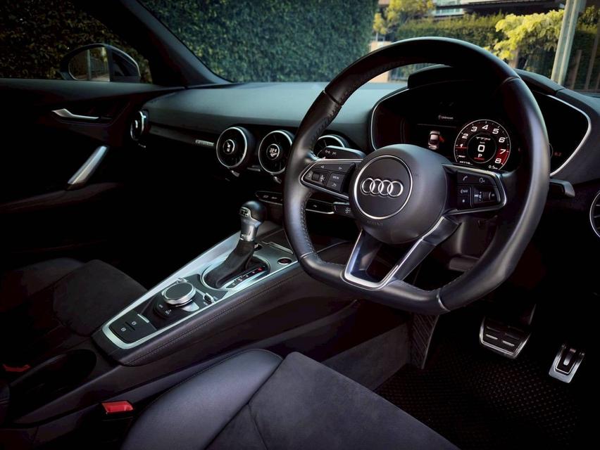 Audi TT 45TFSI Quattro S-Line Final Icon Black ปี 2022 รูปที่ 5