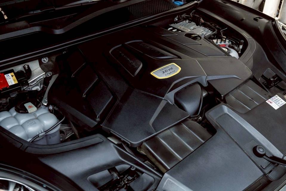 รหัสรถ PR2868 𝗣𝗼𝗿𝘀𝗰𝗵𝗲 𝗖𝗮𝘆𝗲𝗻𝗻𝗲 𝗘-𝗛𝘆𝗯𝗿𝗶𝗱 ปี 𝟮𝟬𝟮𝟬 รูปที่ 12