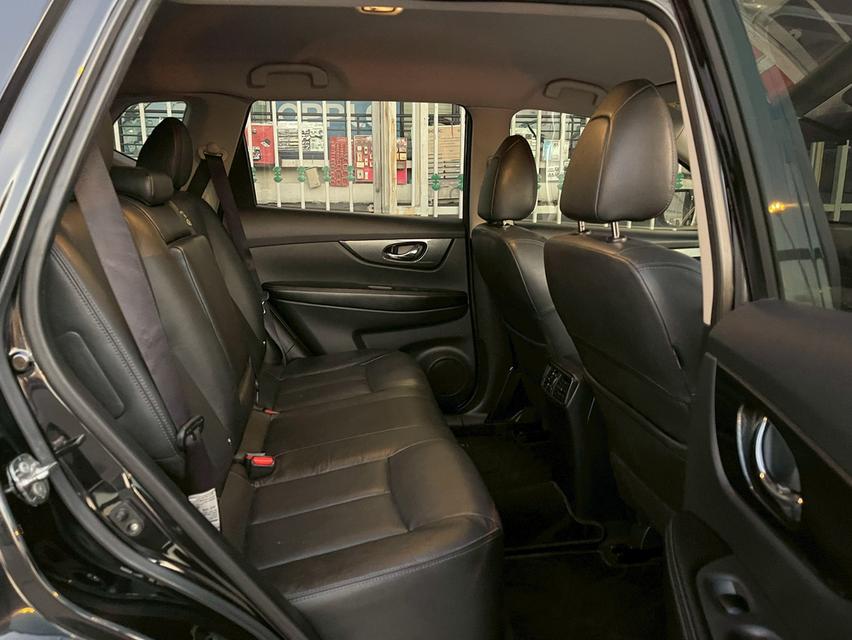 รหัสรถ PJP2444 2016 NISSAN X-Trail 2.0 V Hybrid 4WD