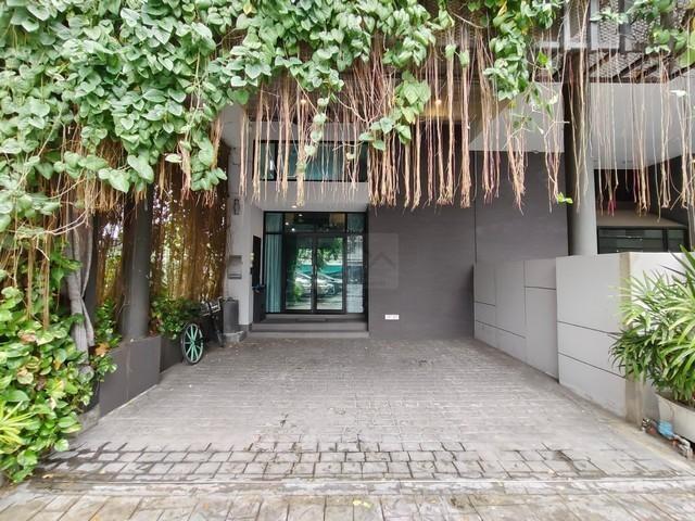 PB5947ให้เช่า ทาวน์โฮม 5 ชั้น ซอยลาดพร้าว83 ใกล้เลียบด่วน 11