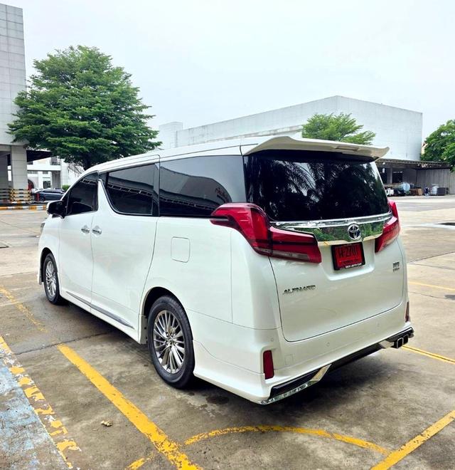 Toyota ALPHARD SRC E-Four สีขาว ปี 2022 ไมล์ 50,000 กม.