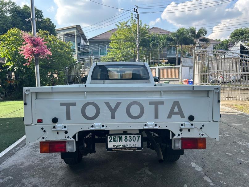 เกียร์ธรรมดา 2018 Toyota HILUX REVO 2.4 SINGLE CAB J Plus 6