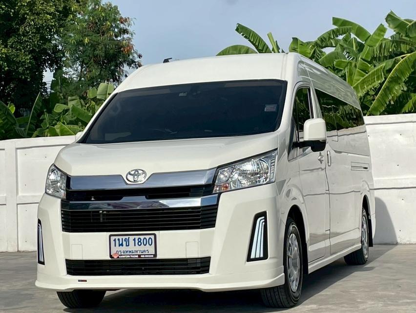 TOYOTA COMMUTER 2.8 2024  
