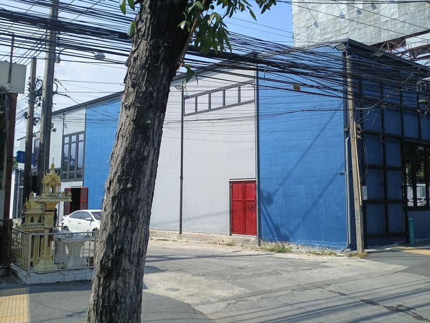 ที่ดินพร้อมสิ่งปลูกสร้าง ผังเมืองสีแดง 7