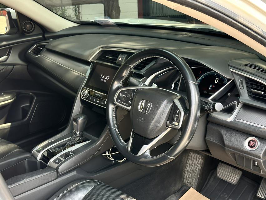 รหัสรถ PAT7205 Honda Civic FC 1.8EL สีดำ ปี 2017 รูปที่ 7