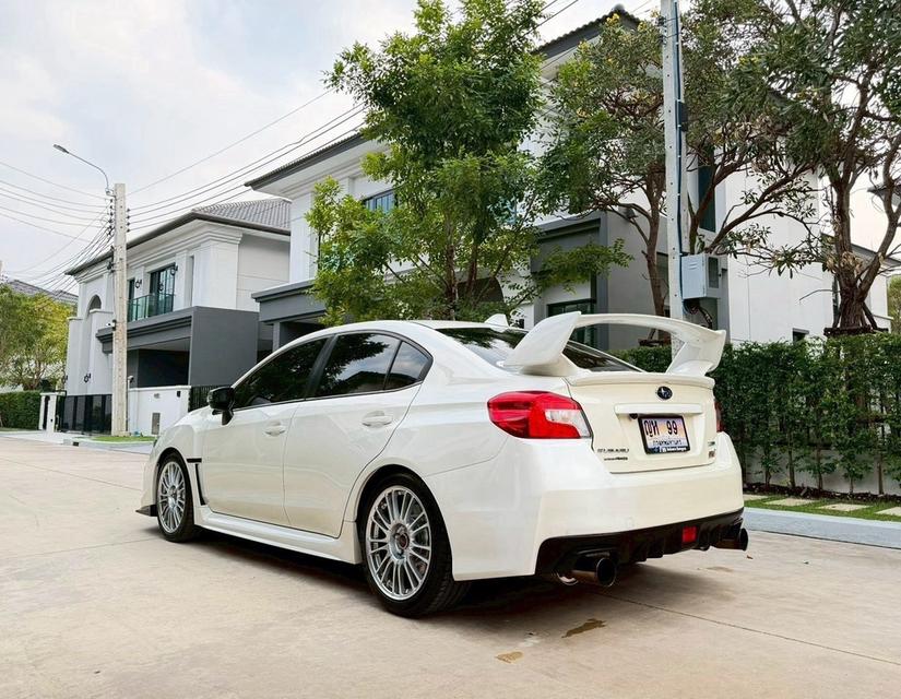 SUBARU WRX ชุดแต่ง STI 2.0L 8 AT AWD Turbo ปี18 สีขาว ไมล์เพียง 6x,xxx เท่านั้น รูปย่อยที่ 3