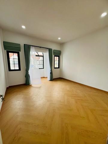 ขายทาวน์เฮ้าส์ หมู่บ้านรินทิชา ซอยร่มเกล้า6 ใกล้ตลาดมีนบุรี ทำเลดี บ้านสวยแต่งใหม่หมด 7