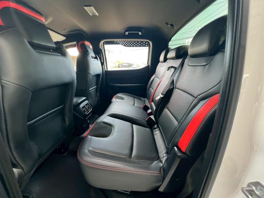 ปี 2023 FORD RANGER, 2.0 RAPTOR BI-TURBO 4WD โฉม DOUBLE CAB สีขาว เกียร์ออโต้ รูปที่ 12