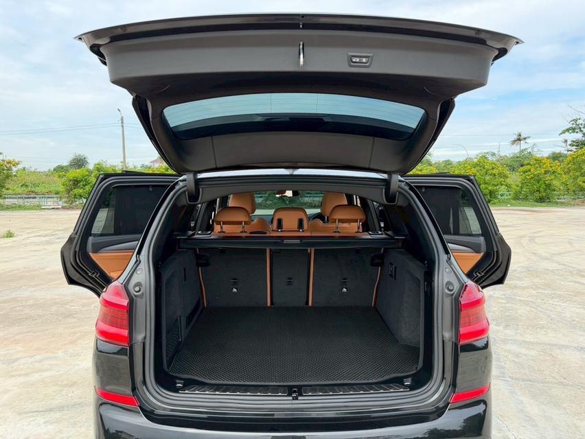 รหัสรถ AP44 BMW X3 xDrive20d M Sport ปี 20 สีดำ 16