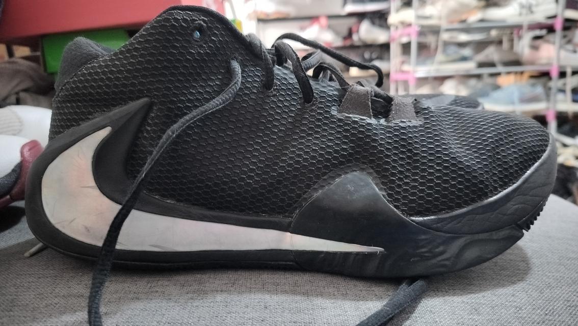 รองเท้ามือ2 12