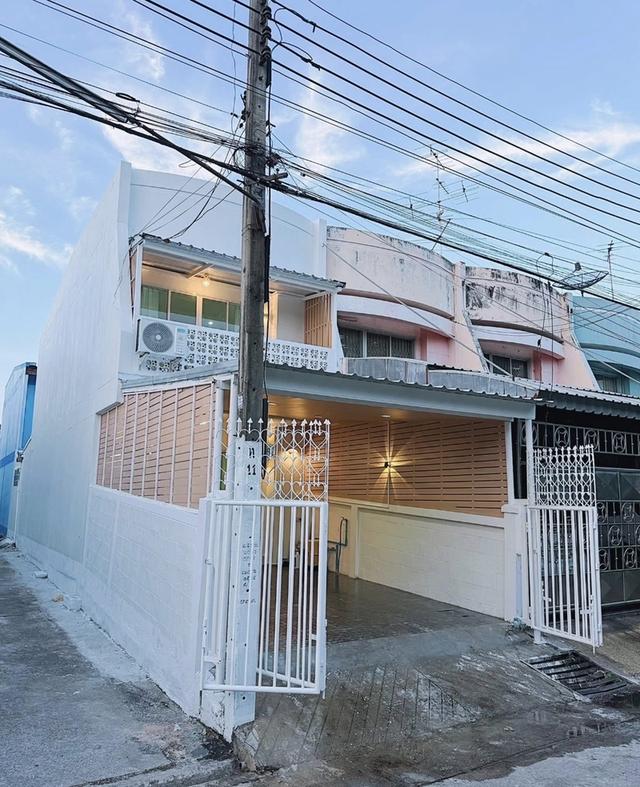 ทาวน์เฮาส์ รีโนเวทใหม่ พร้อมอยู่✨🏡 2