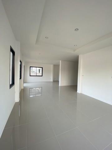 บ้าน หมู่บ้าน ใจกลางเมืองชลบุรี ขนาด = 0 RAI 0 Ngan 39 Square Wah 3779100 - ใกล้กับ หลังโกลบอลเฮ้าส์ ชลบุรี เข้าอยู่ได้ท 4