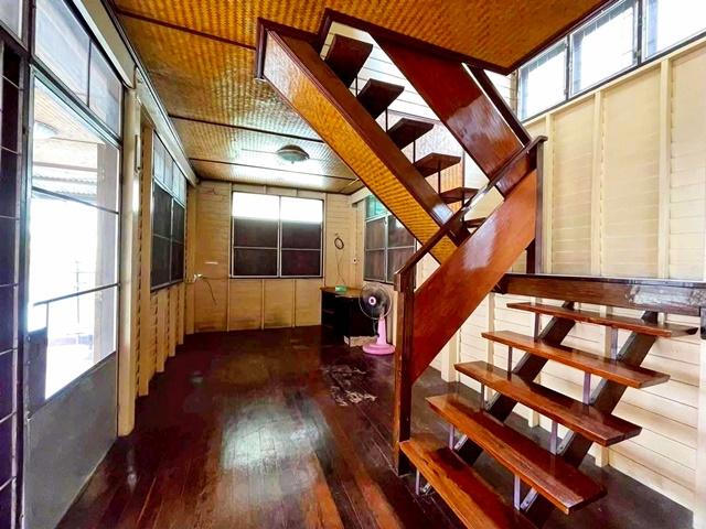 MRTอิสรภาพ 850ม. จรัญ 8-12 รพ.ศิริราช 2.1 กม. บ้านเช่า 3-4นอน 1น้ำ วัดดีดวด ทำเลฝั่งธน ใจเมือง ใกล้รถไฟฟ้า เลี้ยงสัตว์ได 5