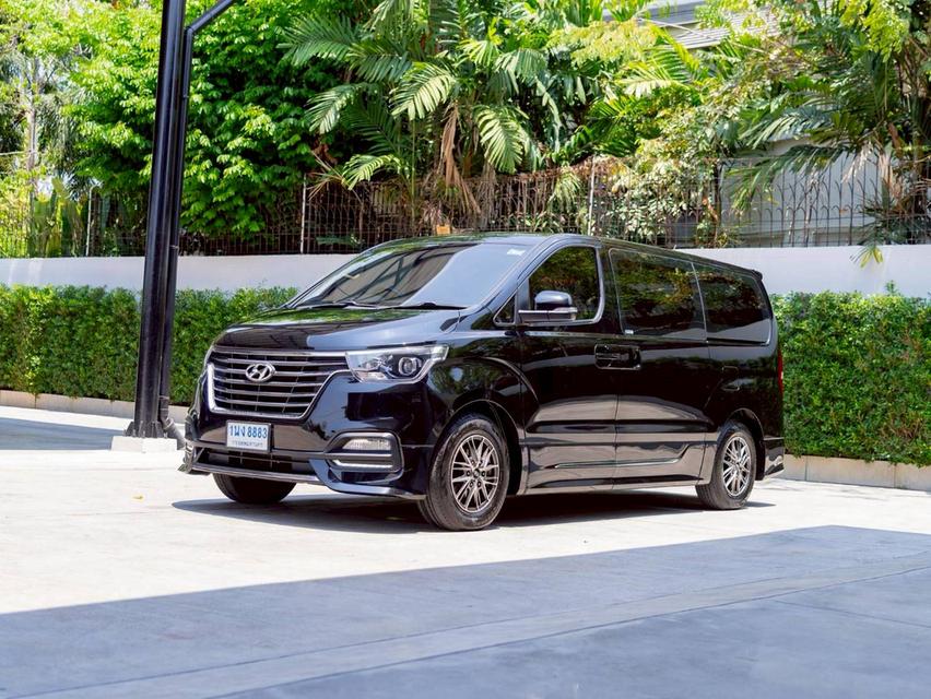 HYUNDAI H-1 2.5 ELITE NS ปีจด 2023