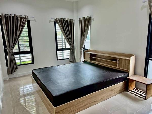 ขายบ้านเดี่ยวชั้นเดียว 50 ตร.วา ไร่กล้วย ศรีราชา พร้อมอยู่ ทำเลน่าอยู่ เหมาะทั้งอยู่อาศัยและลงทุน Tel 06-28926536 15