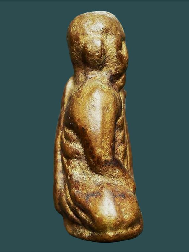 พระรูปหล่อรุ่นแรก หลวงพ่อยอด วัดหนองปลาหมอ จ.สระบุรี ปี 2487...เก่าๆ 4