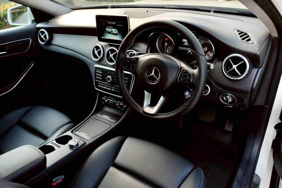 รหัสรถ PR7095 Mercedes Benz W156 GLA 200 ปี 2016 9