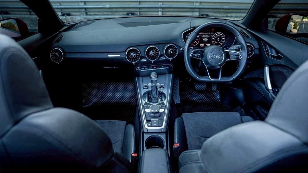 AUDI TT Roadster 45TFSI Quattro S-line รูปที่ 3