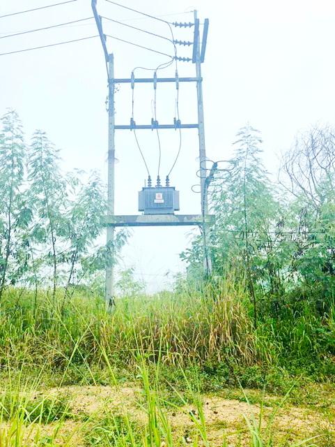 ให้เช่าโรงงาน พร้อมออฟฟิศ ตลาดสดเขาไม้แก้ว 1.4 กม. บางละมุง-ชลบุรี. ขอใบรง.4ได้ พื้นที่สีเหลือง 1,800 ตร.ม. รร.นานาชาติร 3