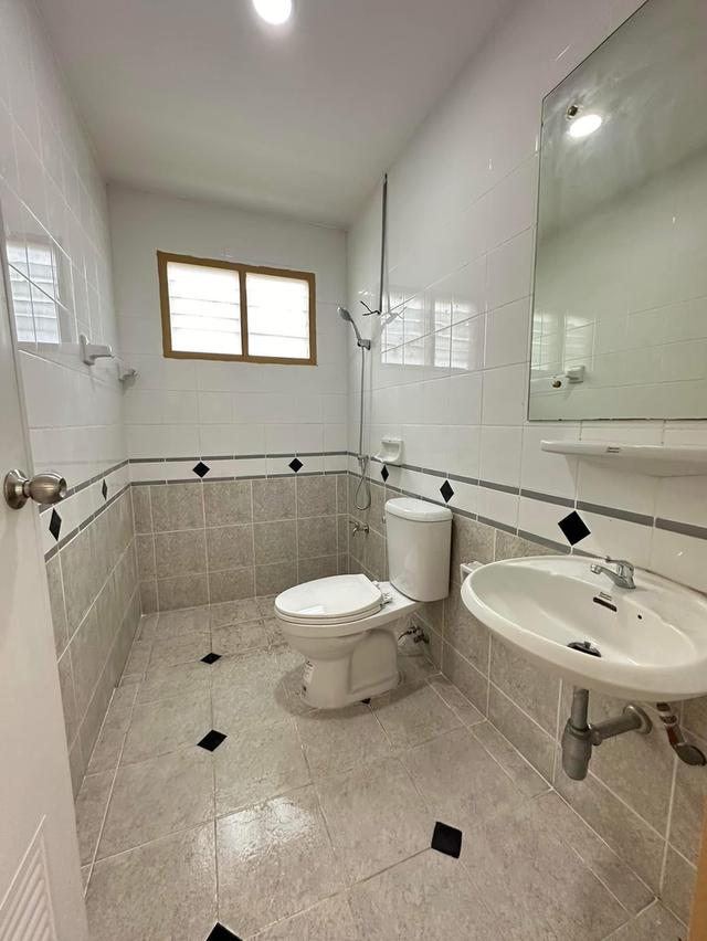 ขายบ้านเดี่ยวชั้นเดียวรีโนเวทใหม่ โครงการแลนด์แอนด์ เฮ้าส์ ราคา 1,990,000 บาท โซนหนองจ๊อม หมู่บ้าน ปาริชาติ เ 16