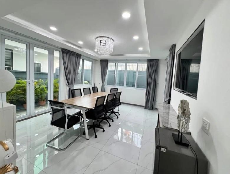 ให้เช่าอาคาร / Home Office 4 ชั้น ทำเล พระราม 9 เหม่งจ๋าย / โครงการ บี สแควร์ B Square พระราม9 เหม่งจ๋าย