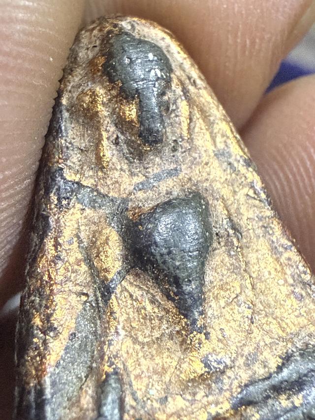 พระผงสุพรรณพิมพ์หน้าแก่ 9