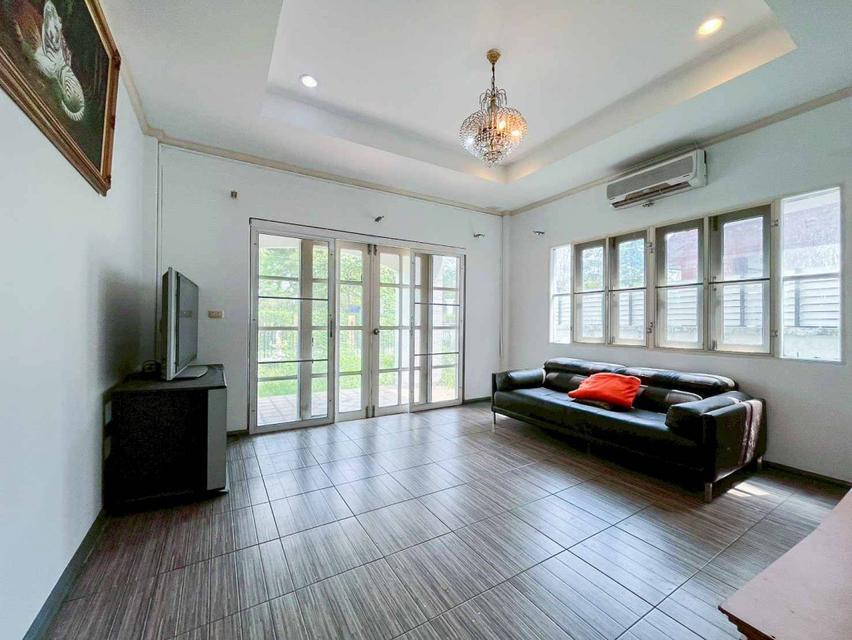 ให้เช่า บ้านเดี่ยว หมู่บ้านลัดดารมย์รัตนาธิเบศร์ 105 ตรว 2 ชั้น ใกล้ MRT ไทรม้า 3