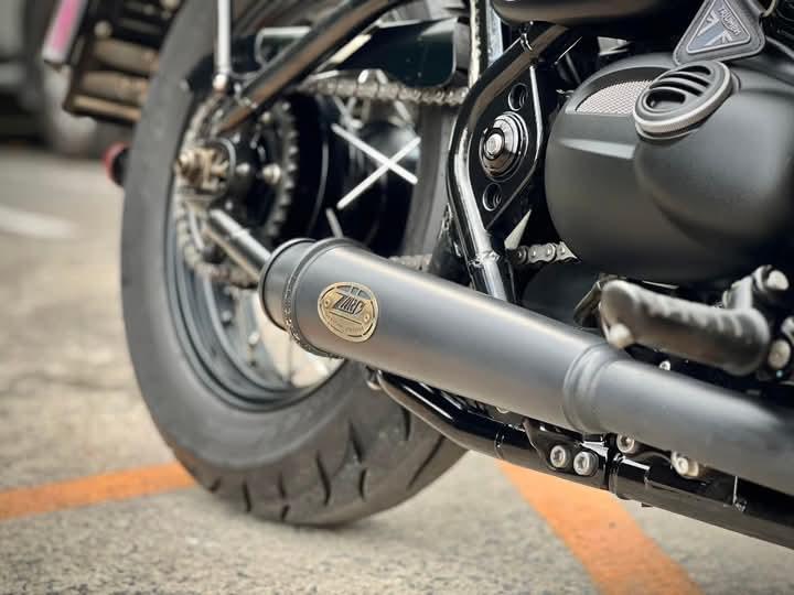 Triumph Bonneville Bobber ปี 2016 6