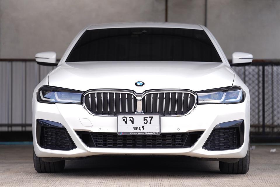 BMW 520d M-Sport 2022 สีขาว รูปที่ 2