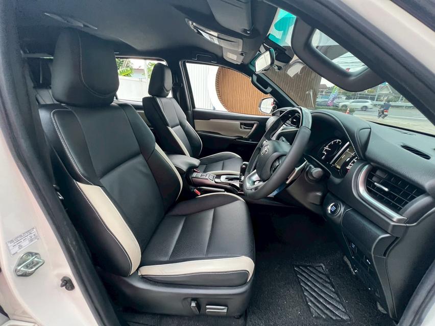 TOYOTA FORTUNER 2.8 LEGENDER BLACK TOP 4WD ปี 2020 โฉม ปี15-ปัจจุบัน  8