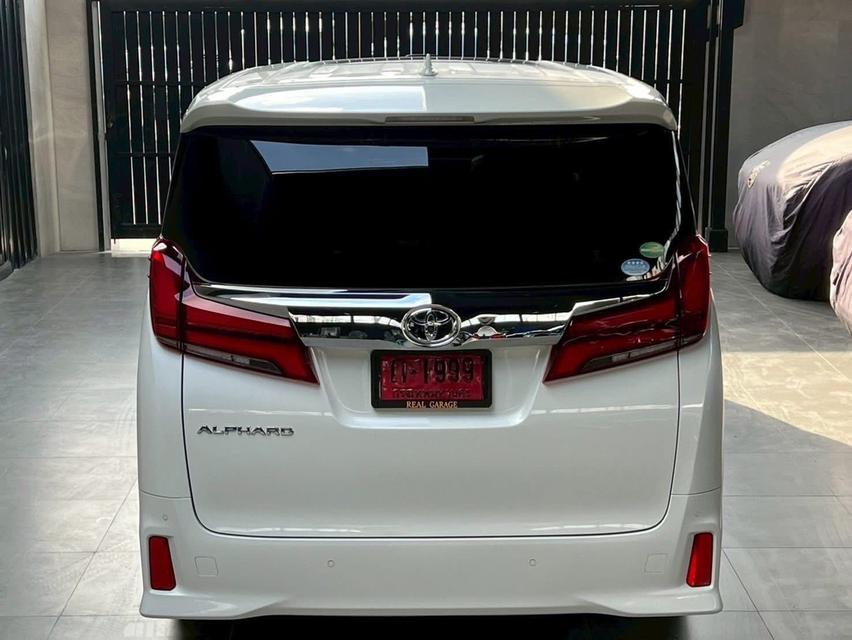 Toyota ALPHARD 2.5 S C-Package Van 9