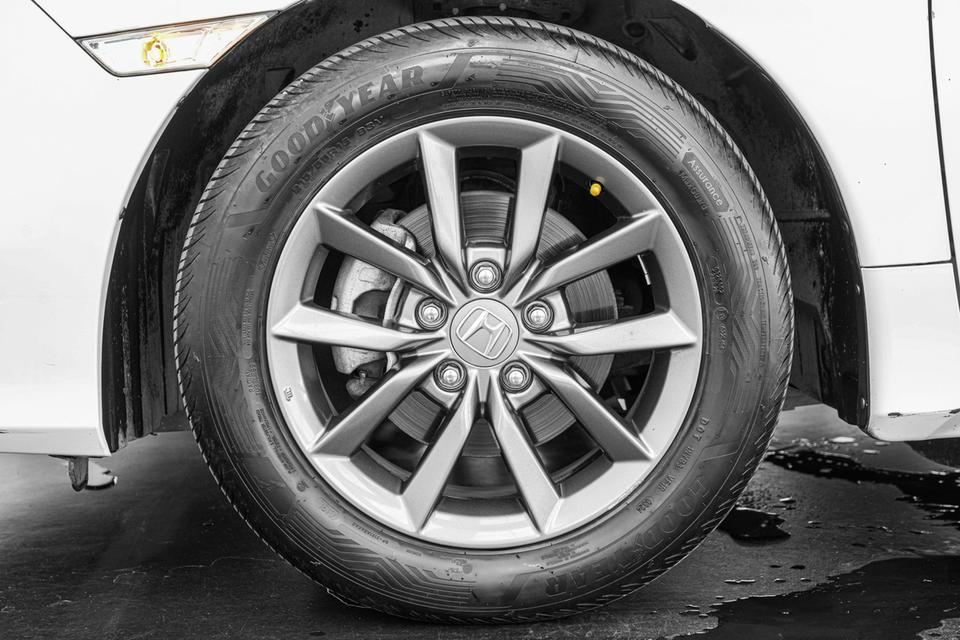 2020 HONDA CIVIC FC 1.8 EL i-VTEC สีขาว เลขไมล์ 117231 กม. 17